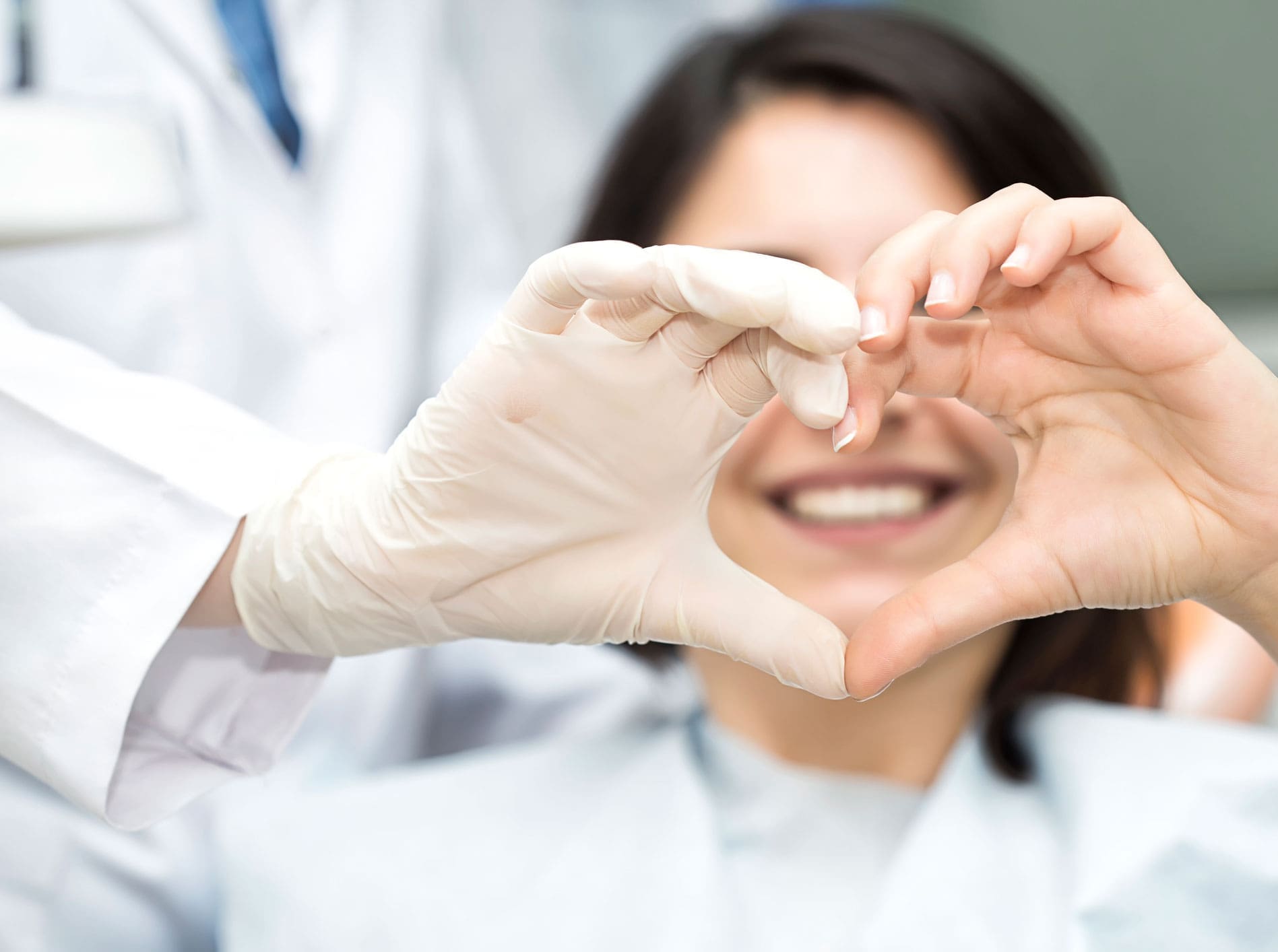clínica dental en Barcelona y Gavá, dentista en Barcelona y Gavá.